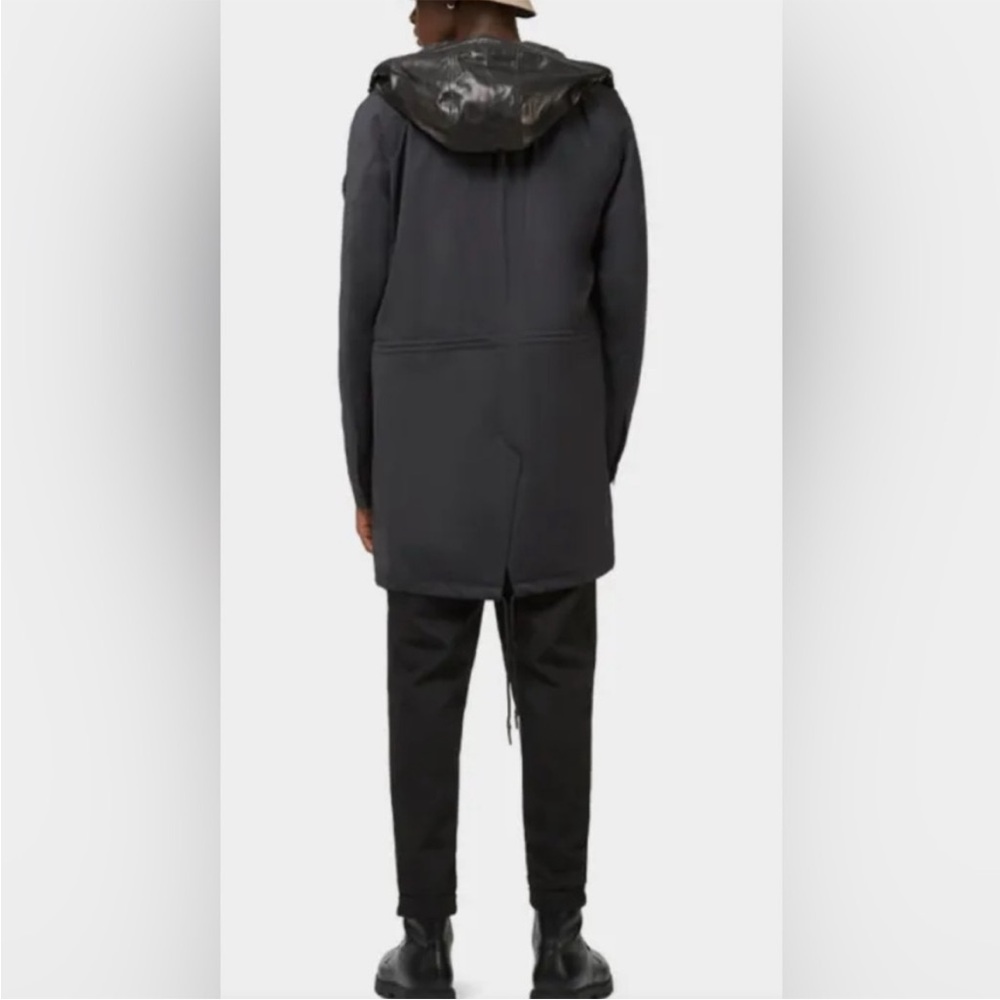 Rudsak Men’s Lightweight Windbreaker Rain Coat with Lambskin Hood - Picture 3 of 12